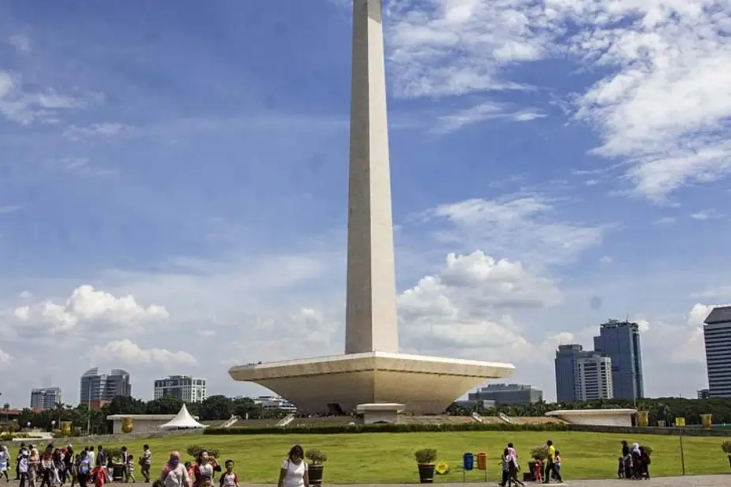 Full-Day Private Jakarta City Tour (Explore Highlight places)